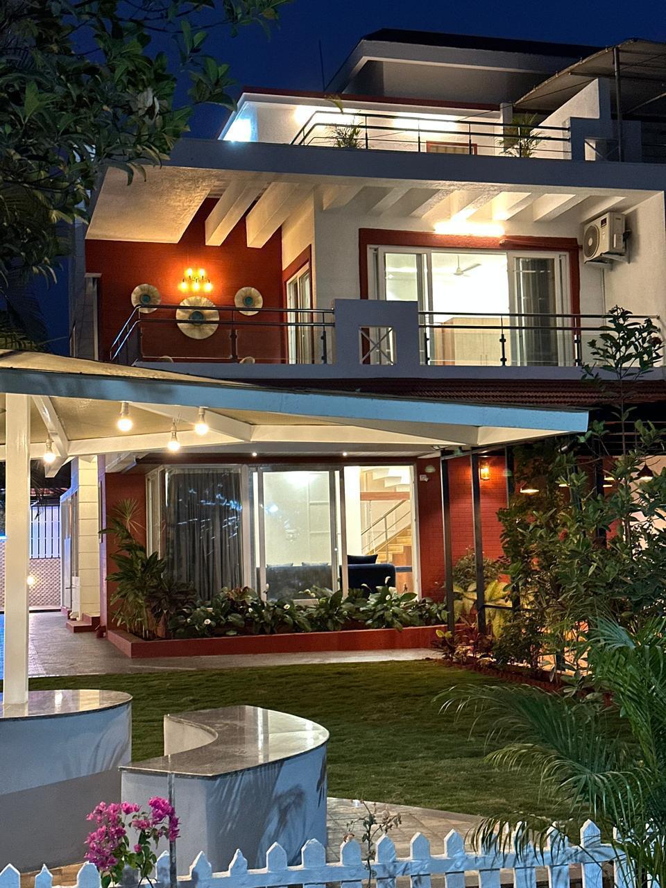 Elite Crest Villa night terrace